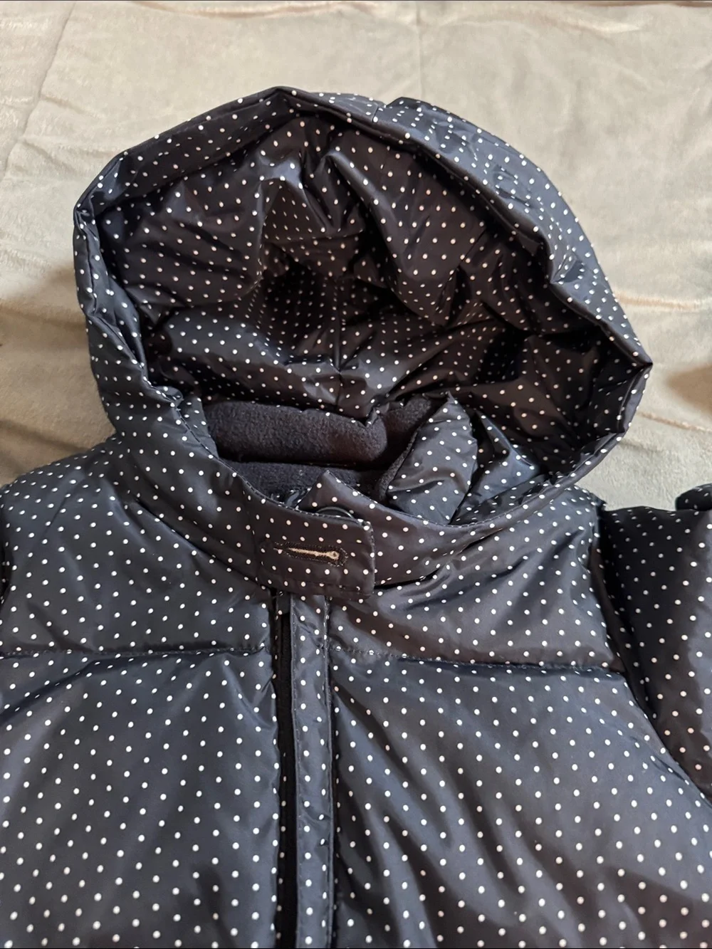 Gap Baby Toddler Navy down filled Polka Dot Puffer One-Piece Snowsuit 18/24 mo